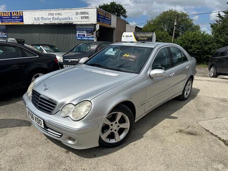 MERCEDES-BENZ C CLASS 2.1 C200 CDI Avantgarde SE